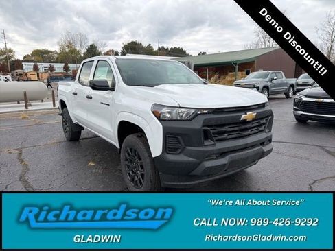 New 2026 Chevrolet Colorado W/T w/ WT Custom Package AWD/4WD image 1