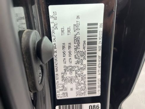 Certified 2023 Toyota Tacoma SR5 image 33