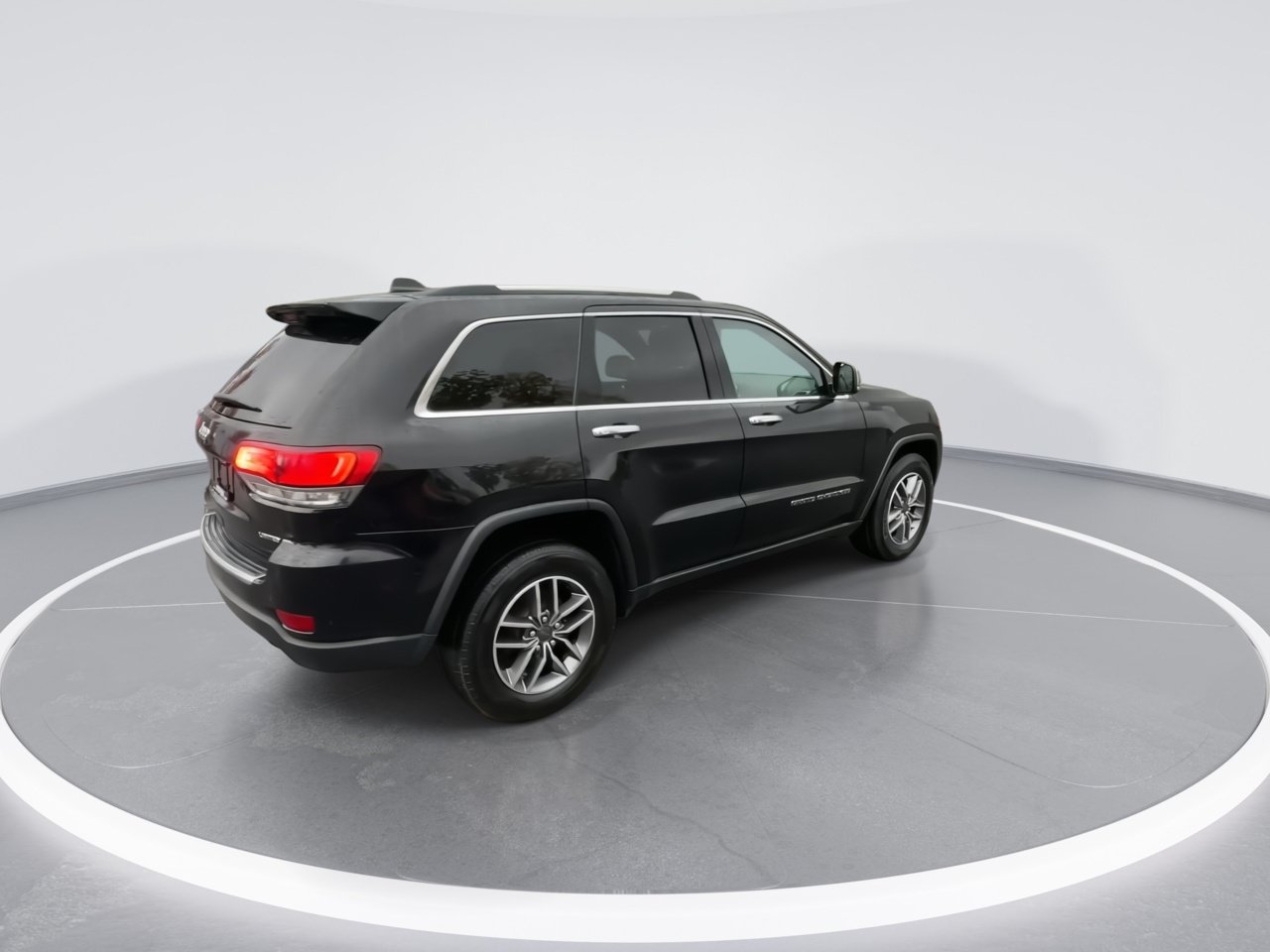 Used 2020 Jeep Grand Cherokee Limited AWD/4WD image 20