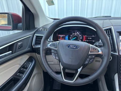 Used 2017 Ford Edge Titanium w/ Technology Package image 23