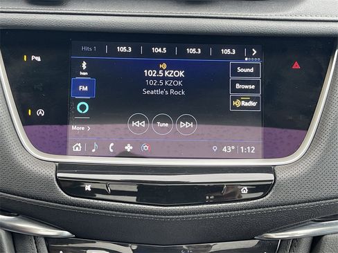 Used 2022 Cadillac XT5 Premium Luxury image 13