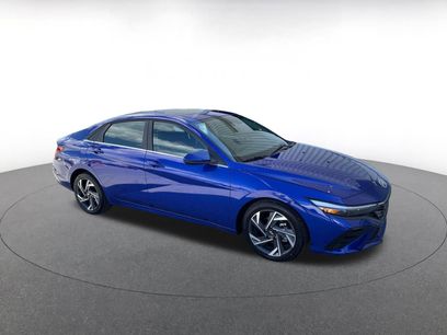 Used 2025 Hyundai Elantra SEL