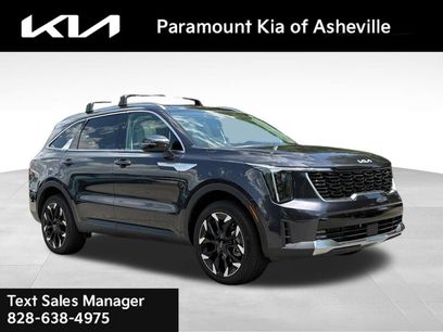Certified 2025 Kia Sorento EX w/ Panoramic Sunroof Package