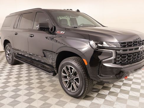 Used 2023 Chevrolet Suburban Z71 w/ Z71 Off-Road Package AWD/4WD image 1