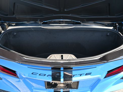 Used 2023 Chevrolet Corvette Stingray Premium Conv w/ Z51 Performance Package RWD image 30