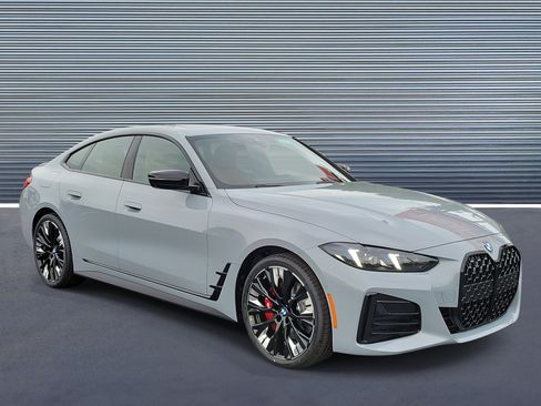 New 2026 BMW 430i w/ M Sport Package RWD image 2