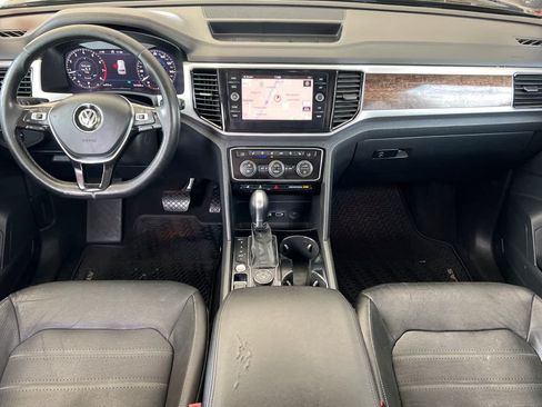 Used 2018 Volkswagen Atlas SEL Premium AWD/4WD image 3