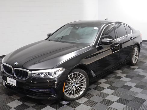 Used 2018 BMW 530i xDrive 530i xDrive image 2