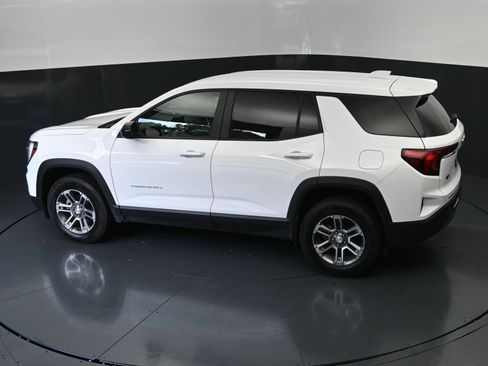 Used 2025 GMC Terrain Elevation AWD/4WD image 29