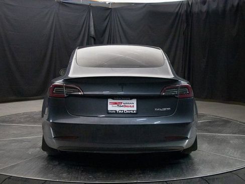 Used 2022 Tesla Model 3 Performance image 11