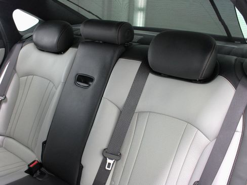 Used 2019 Genesis G80 3.3T Sport RWD image 40