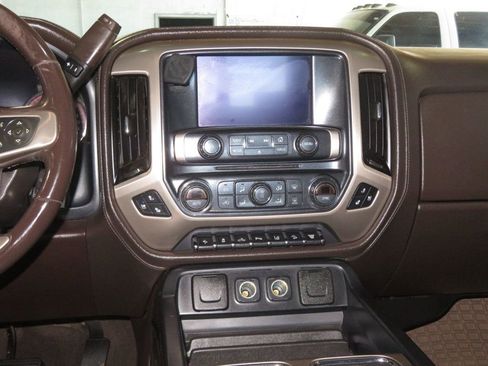 Used 2016 GMC Sierra 3500 Denali w/ Duramax Plus Package AWD/4WD image 39