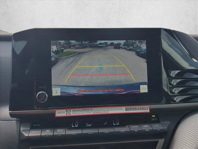 Used 2026 Toyota Camry SE w/ Convenience Package FWD image 17