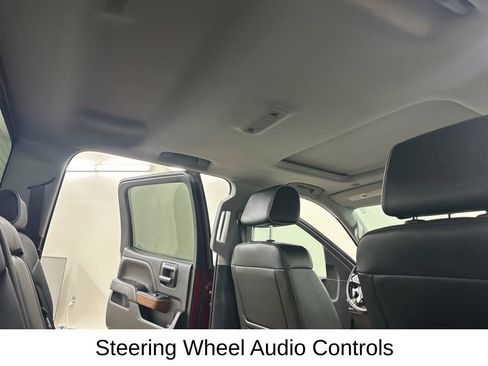 Used 2018 Chevrolet Silverado 1500 High Country image 22