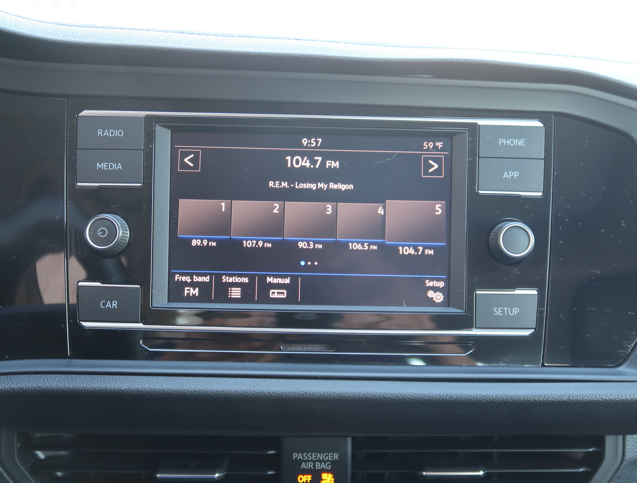 Used 2019 Volkswagen Jetta SE FWD image 24