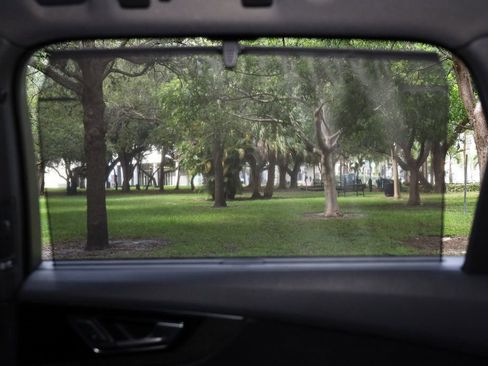 Used 2018 Audi Q7 3.0T Prestige w/ Prestige Package image 31