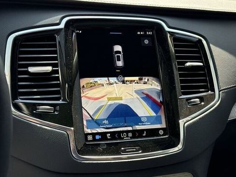 New 2024 Volvo XC90 T8 Ultimate AWD/4WD image 12
