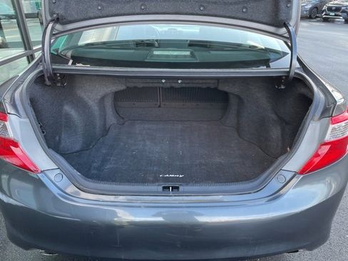 Used 2013 Toyota Camry SE image 8