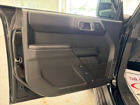 New 2026 Ford Bronco Outer Banks w/ Sasquatch Package AWD/4WD image 12