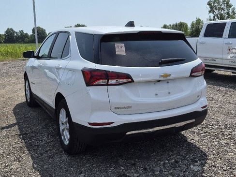 Used 2024 Chevrolet Equinox LT w/ LPO, Floor Liner Package FWD image 4