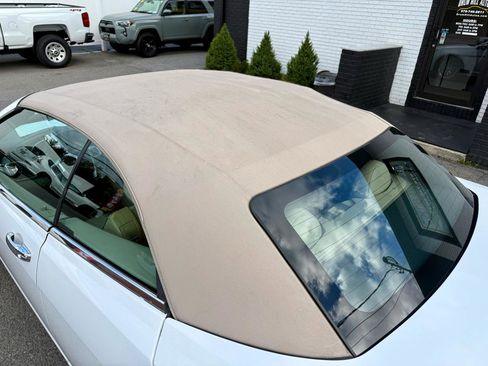 Used 2011 Chrysler 200 Limited FWD image 24