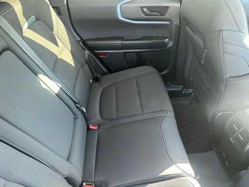 Used 2023 Ford Bronco Sport Badlands image 18