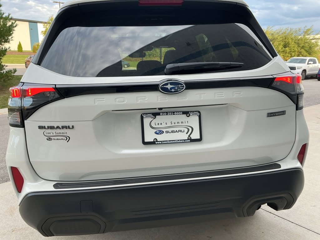 New 2026 Subaru Forester Touring AWD/4WD image 12