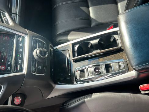 Used 2018 Acura RLX w/ Technology Package FWD image 15