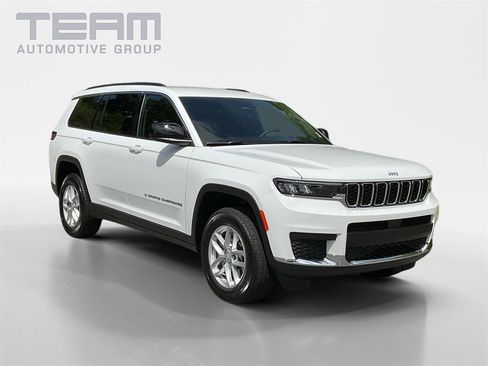New 2025 Jeep Grand Cherokee L Laredo w/ Luxury Tech Group I image 1