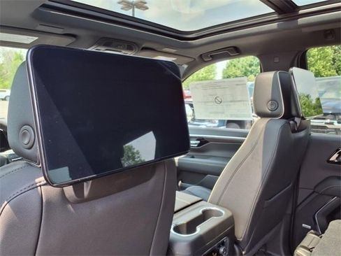 New 2025 Chevrolet Tahoe Premier image 10