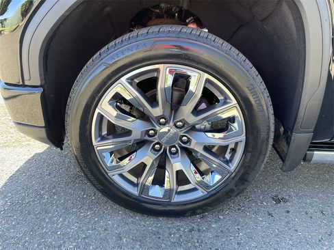 New 2025 GMC Sierra 1500 Denali w/ Denali Reserve Package image 34