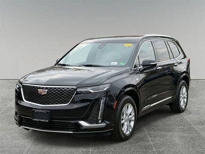 New 2025 Cadillac XT6 Luxury