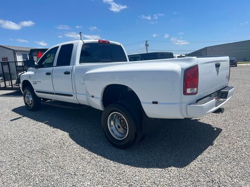 Used 2006 Dodge Ram 3500 Truck SLT AWD/4WD image 4