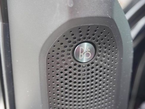 Used 2023 Ford Ranger Lariat w/ Tremor Off-Road Package image 22