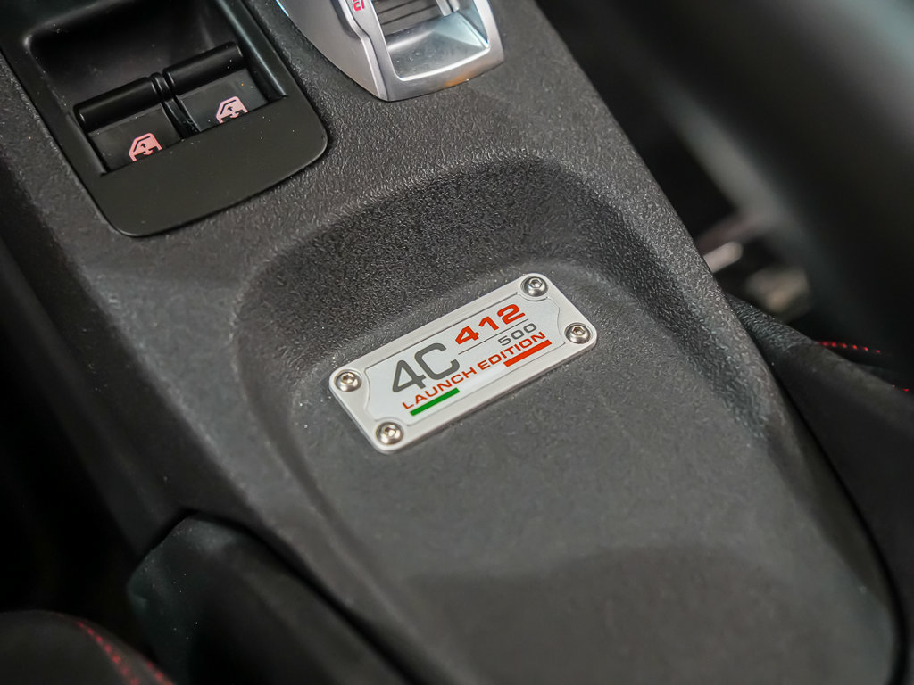 Used 2015 Alfa Romeo 4C Launch Edition w/ Convenience Group RWD image 21