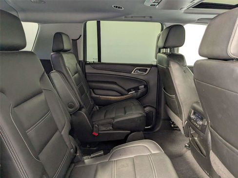 Used 2020 GMC Yukon XL Denali w/ Open Road Package AWD/4WD image 28