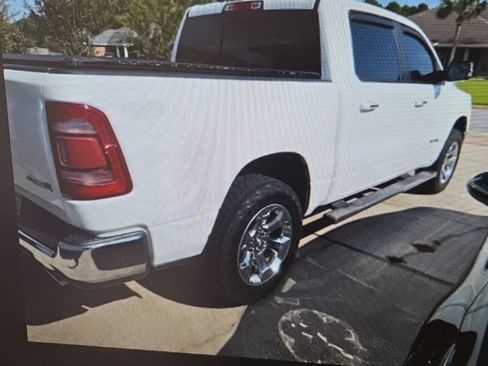 Used 2019 RAM 1500 Big Horn AWD/4WD image 1
