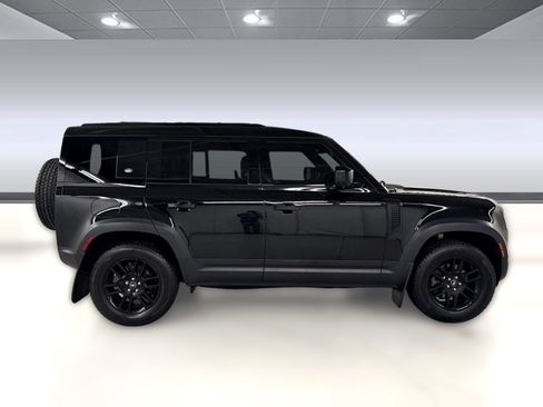 Used 2022 Land Rover Defender 110 S AWD/4WD image 8