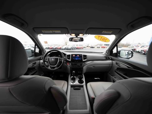 Used 2017 Honda Ridgeline RTL-T image 19