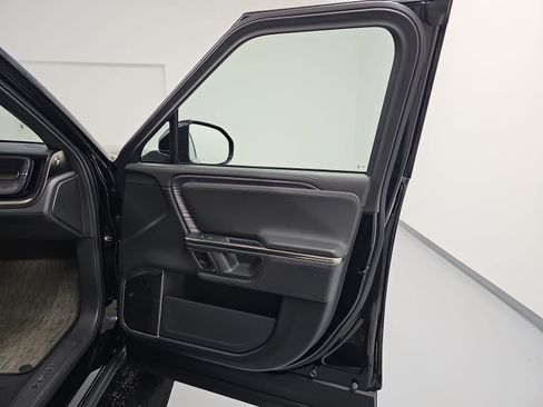 Used 2023 Rivian R1S Adventure AWD/4WD image 18