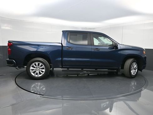 Used 2022 Chevrolet Silverado 1500 Custom image 37