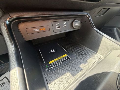 Used 2024 Honda CR-V EX-L image 19