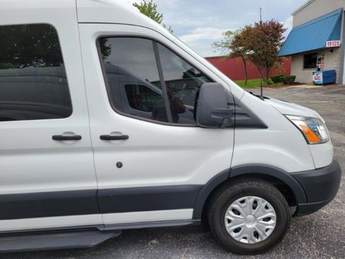 Used 2018 Ford Transit 350 XLT RWD image 12