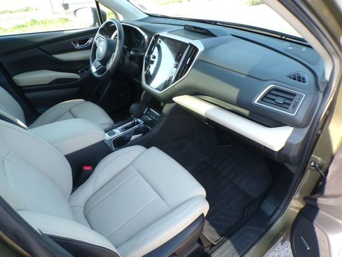 Used 2025 Subaru Ascent Limited AWD/4WD image 19