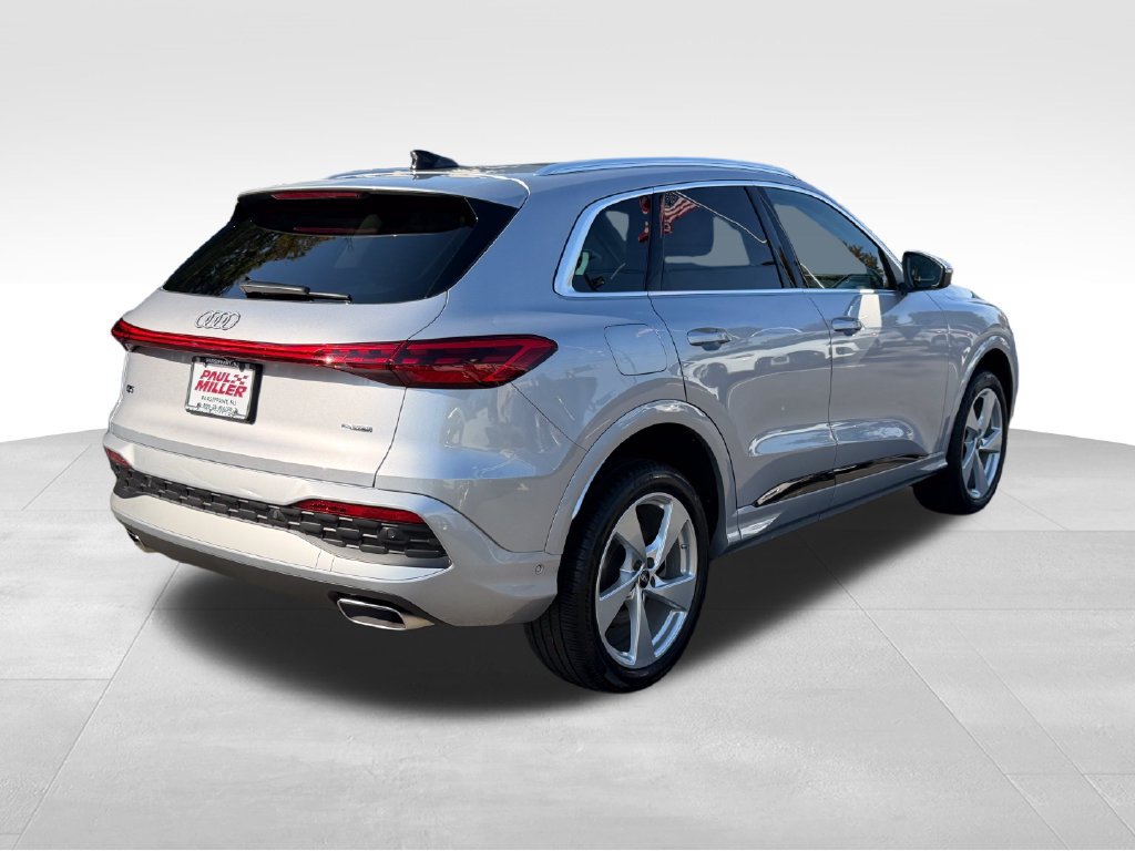 Used 2025 Audi Q5 Premium w/ Premium Plus AWD/4WD image 9