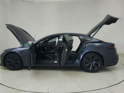 Used 2024 Tesla Model S image 77