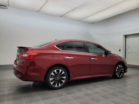 Used 2019 Nissan Sentra SR image 10
