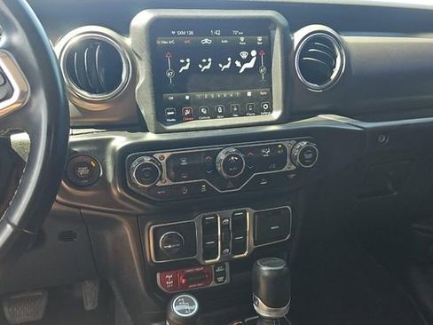 Used 2022 Jeep Gladiator Rubicon w/ Trailer Tow Package image 8