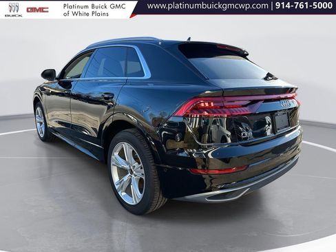 Used 2023 Audi Q8 Premium Plus image 6