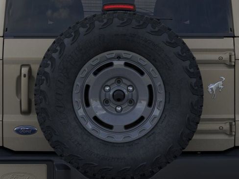 New 2025 Ford Bronco Outer Banks w/ Sasquatch Package image 24